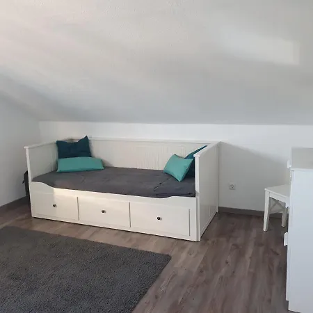Moewe 7 Apartment